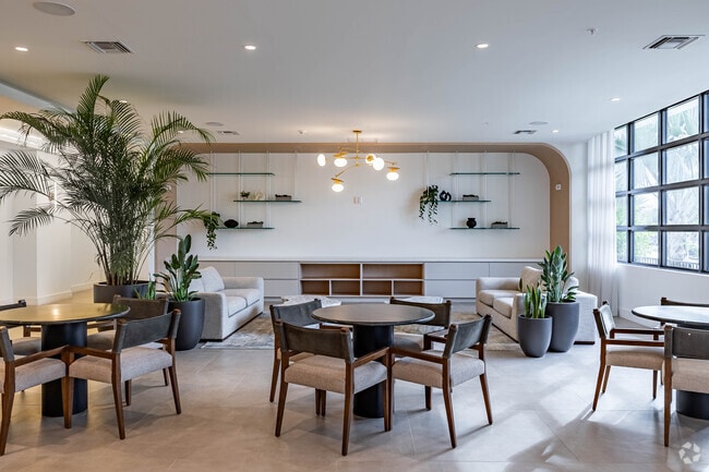 Salón del club - Griffin 441