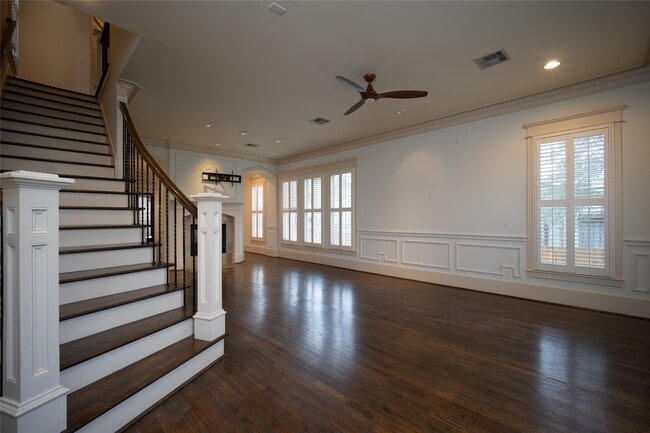 Foto del edificio - 842 W 22nd St