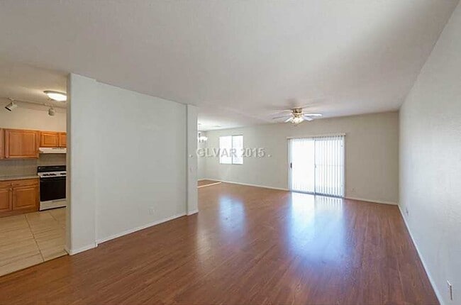 Building Photo - 9332 Golden Grape Ct