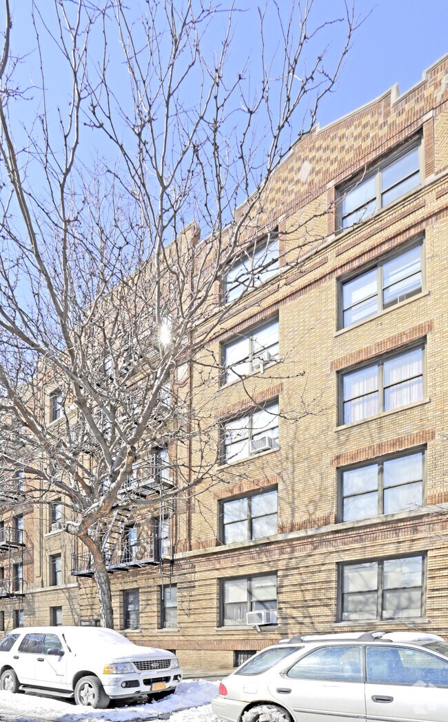 Building Photo - 36-52 35th St