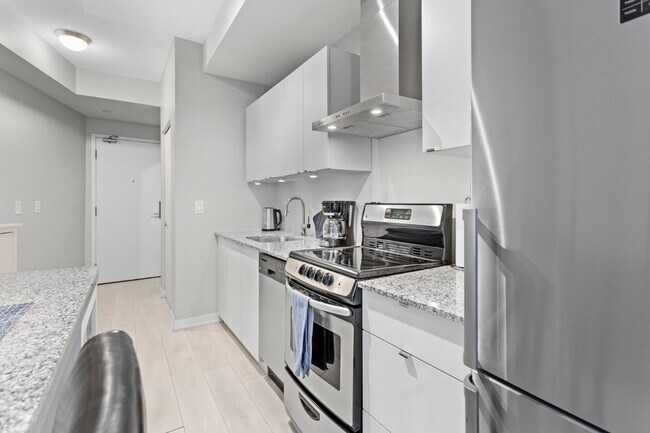 Building Photo - 51 E Liberty St