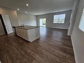 Building Photo - 5308 Melbourne Ln