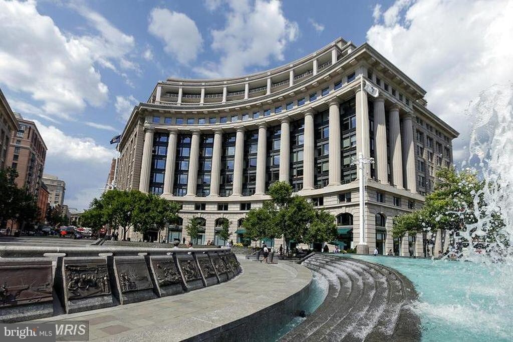 Classic Washington Building - 701 Pennsylvania Ave NW