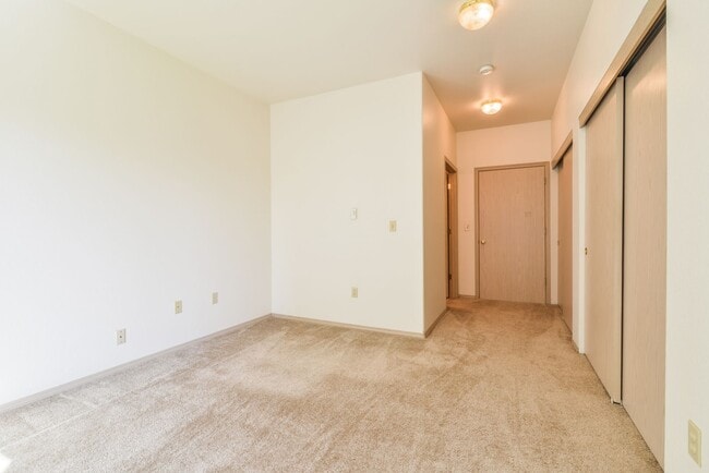 Interior Photo - Country Club Apartments