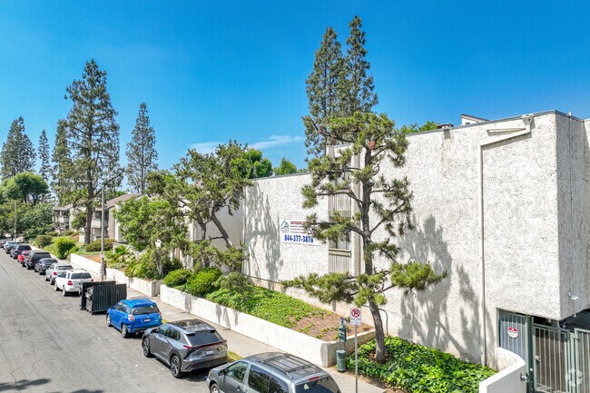Foto del edificio - Village Community