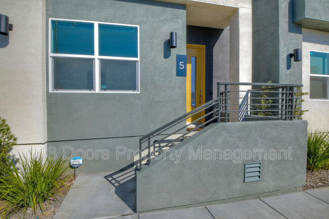 Building Photo - 10492 San Diego Mission Rd