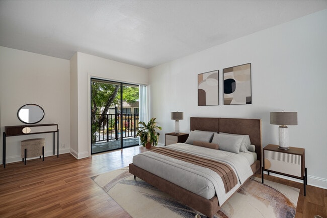 Wake up refreshed in a peaceful bedroom - Four Quarters