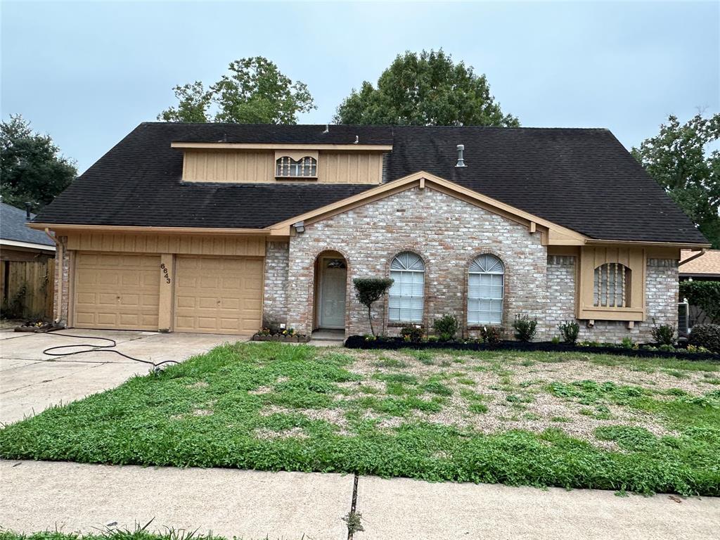Primary Photo - 6643 McCullum Rd