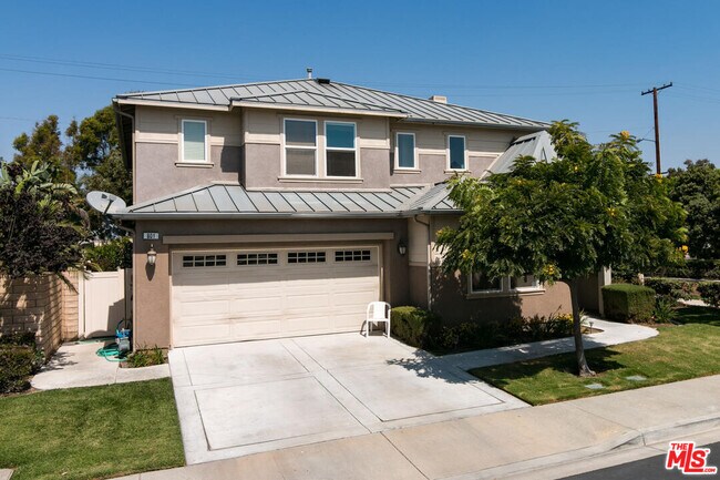 Building Photo - 801 Oceano Dr