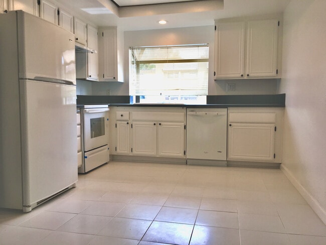 Kitchen - 21500 Califa St