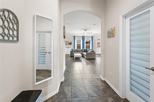 Foto del edificio - 1807 Harmony Bend Ln