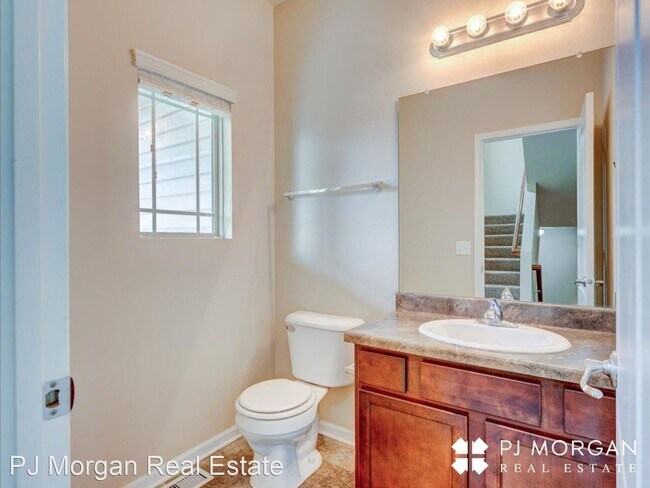 Foto del edificio - 3 br, 2.5 bath House - 18726 Birchwood Ave