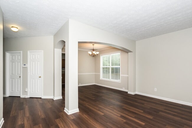 Building Photo - 134 Silver Arrow Cir
