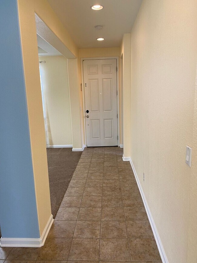 Foto del edificio - $2175.00 - Granite Countertops - Stainless...