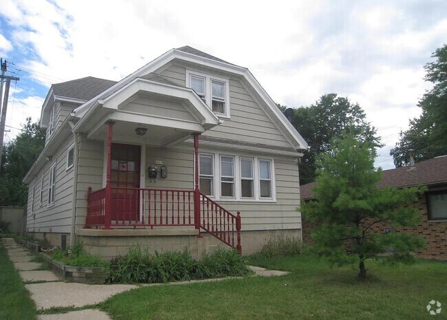 Building Photo - 8615 W Adler St