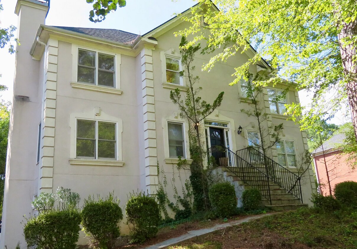 Foto principal - 622 Corbin Lake Ct