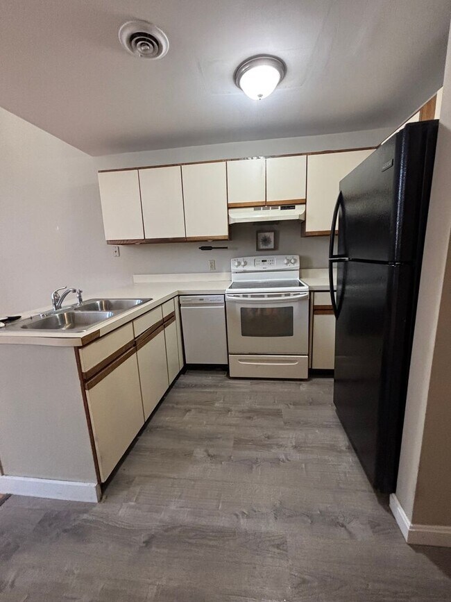 Foto del edificio - 16 Oak St