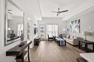 Building Photo - 1207 Grand W Blvd