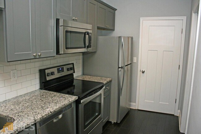 Foto del edificio - 1260 Binghampton Cir