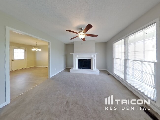 Foto del edificio - 184 Clydesdale Ln SE