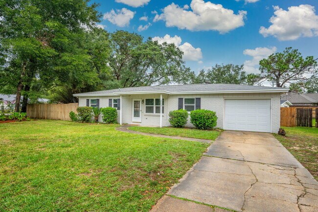 Foto del edificio - 713 Gibbs Ave