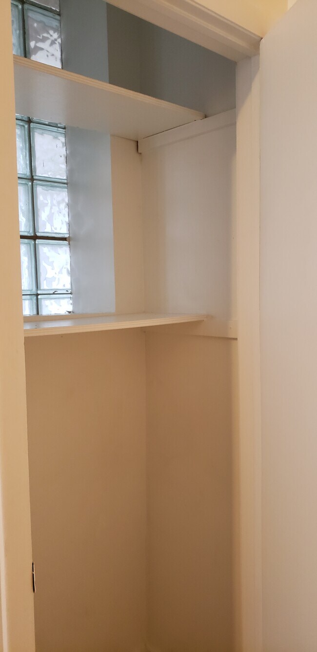 Foto del edificio - 3400 W Cortland St