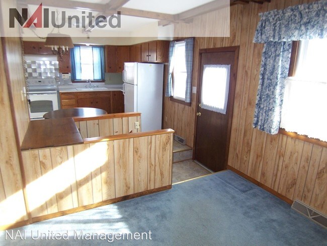 Building Photo - 3 br, 1.5 bath House - 2811 S Lemon