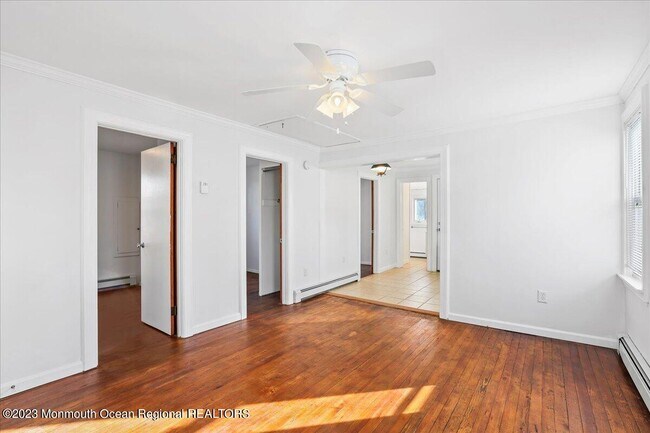 Foto del edificio - 211 Bash Rd