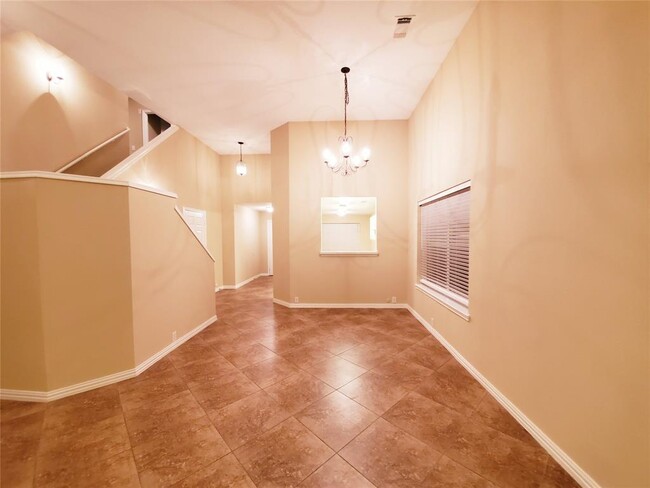 Foto del edificio - 10630 Sugar Trace Dr