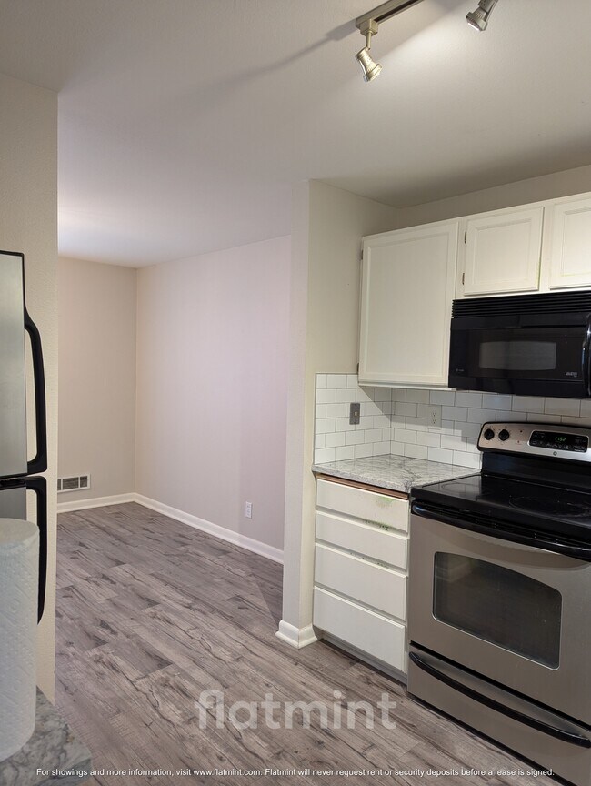 Foto del edificio - 8720 Phinney Ave N