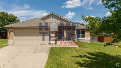 Building Photo - 425 W Iowa Dr