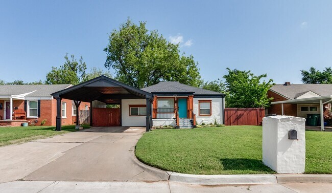 Foto del edificio - Luxury remodel in NW Oklahoma City