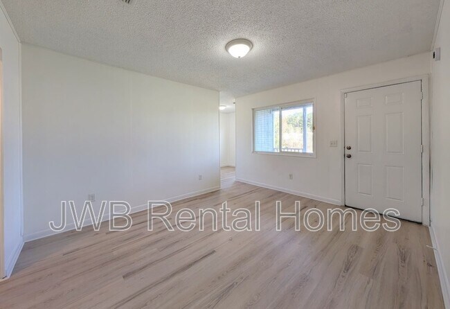 Foto del edificio - 3122 W 20th St