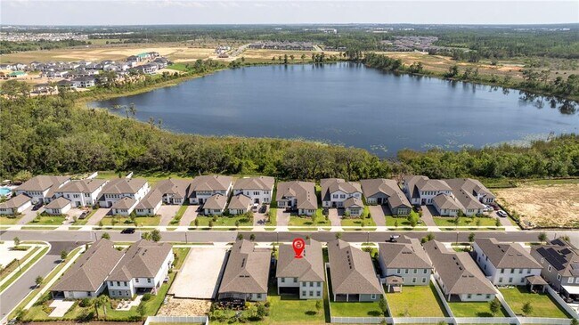 Foto del edificio - 17575 Lake Star Rd