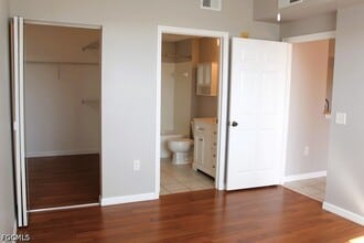 Building Photo - 15605 Ocean Walk Circle