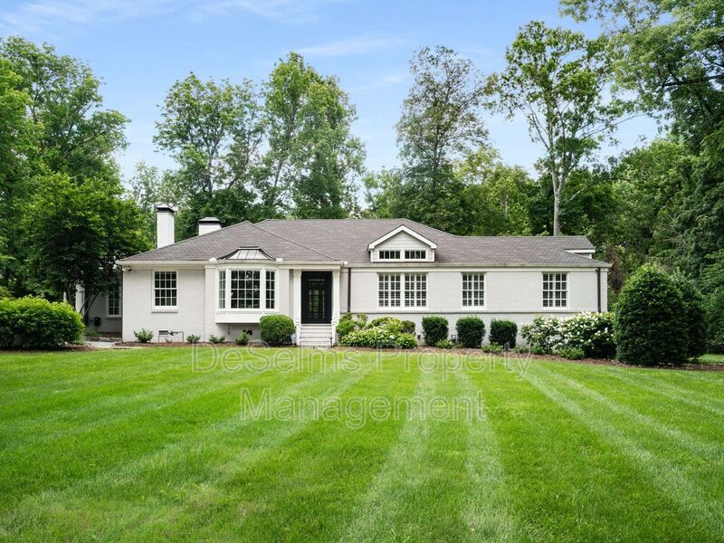 Foto principal - 501 Westview Avenue