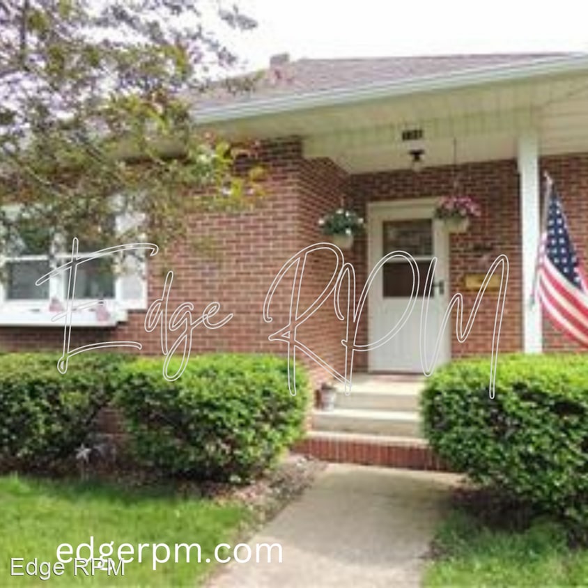 Primary Photo - 2 br, 1.5 bath House - 116 7th Ave SE
