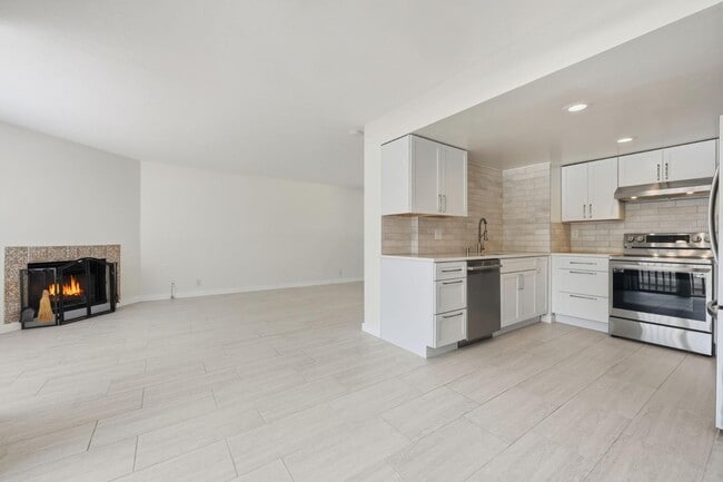 Building Photo - 709 Copper Dr