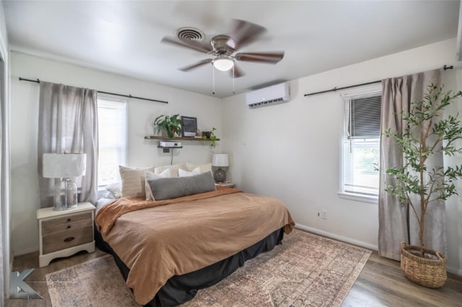Foto del edificio - 1430 Westview Dr