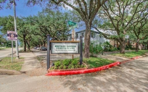 Foto del edificio - 11604 Arboles Dr