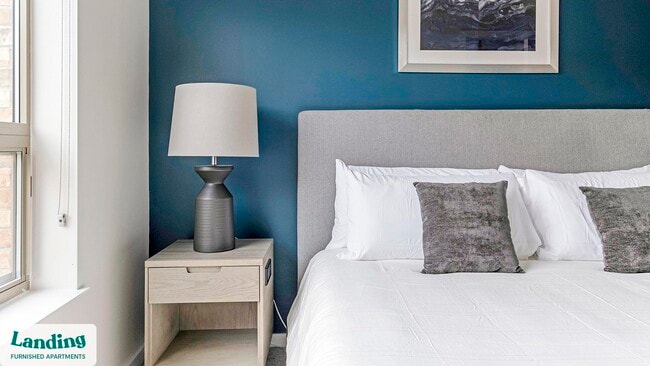 Building Photo - 825 Usener St