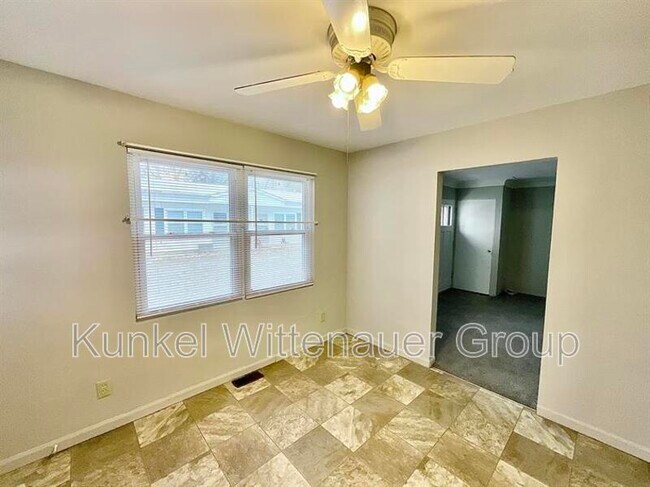 Foto del edificio - 1 Hickory Ct