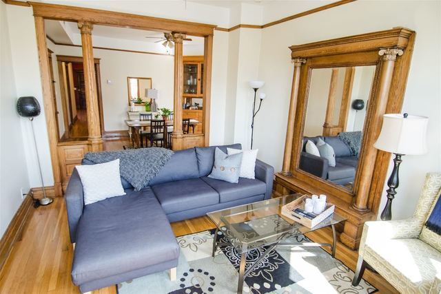 Foto del edificio - 1047 N Damen Ave