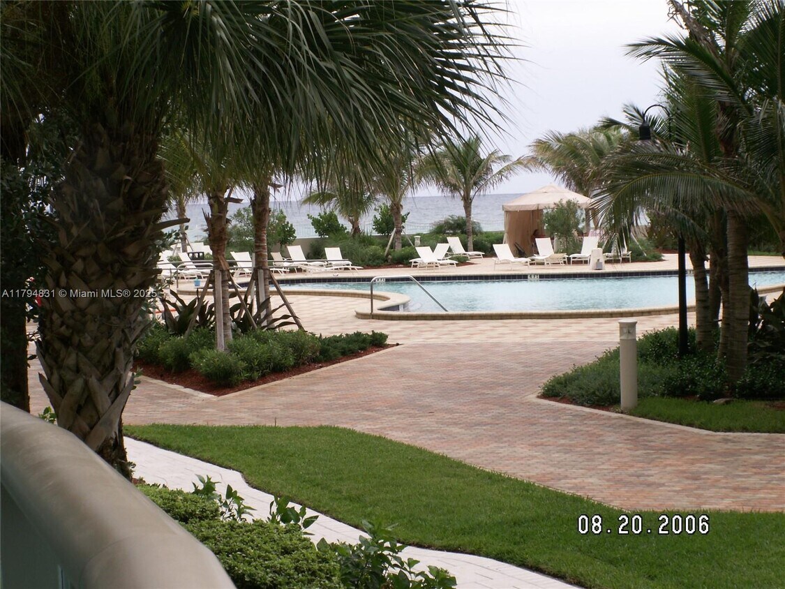 Primary Photo - 3801 S Ocean Dr