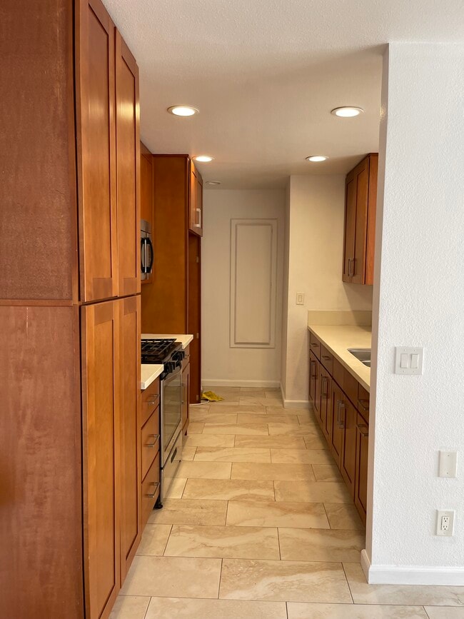 Foto del edificio - 9454 Twin Trails Dr