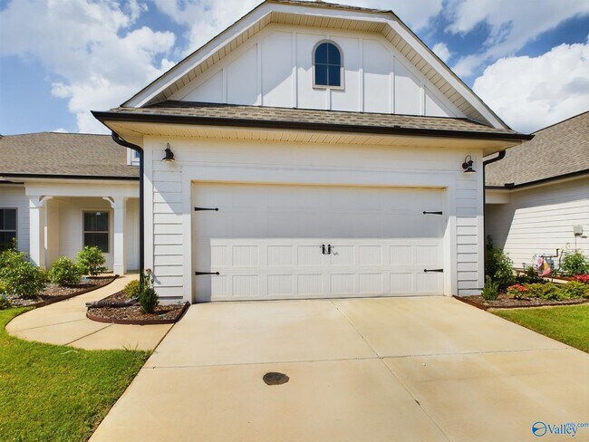 Building Photo - 12543 Whitcomb Cir