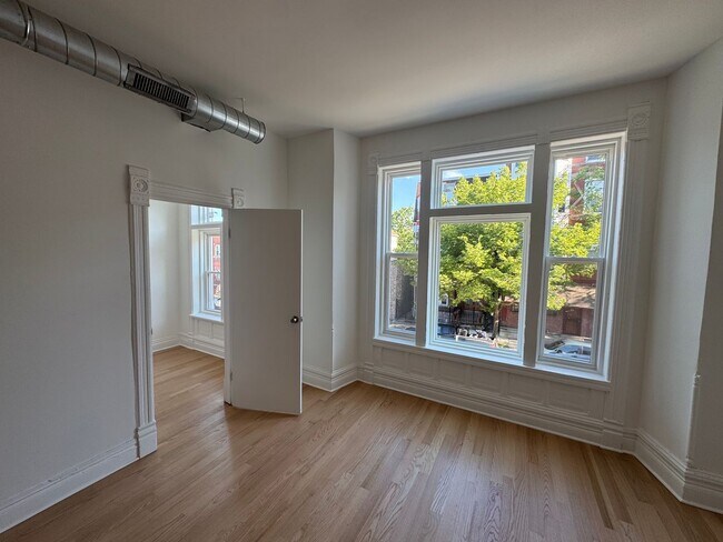 Foto del edificio - 1634 W 21st St
