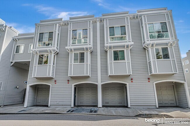 Building Photo - 167 Shipley St