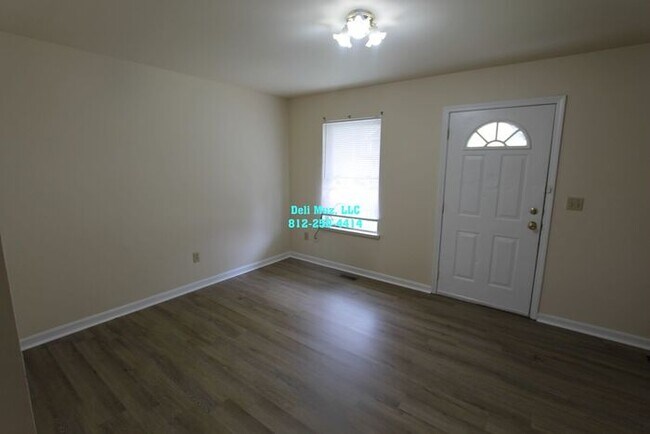 Foto del edificio - Looking to Love (Your Apartment)? Great 3 ...