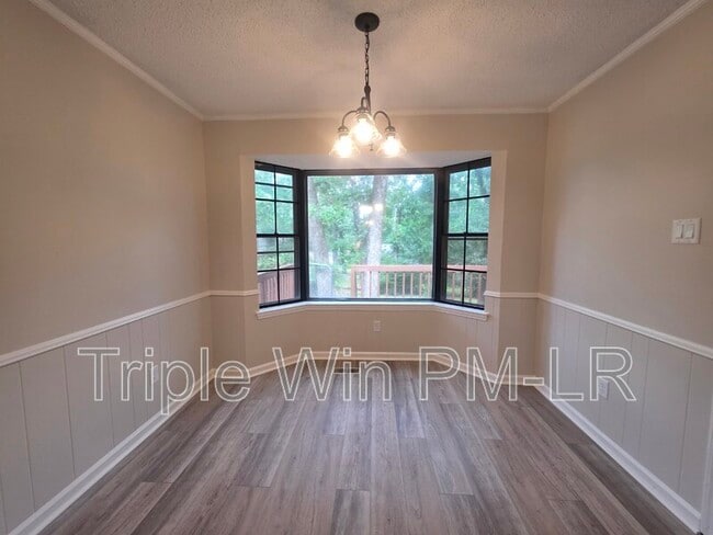 Building Photo - 12320 Shawnee Forest Dr